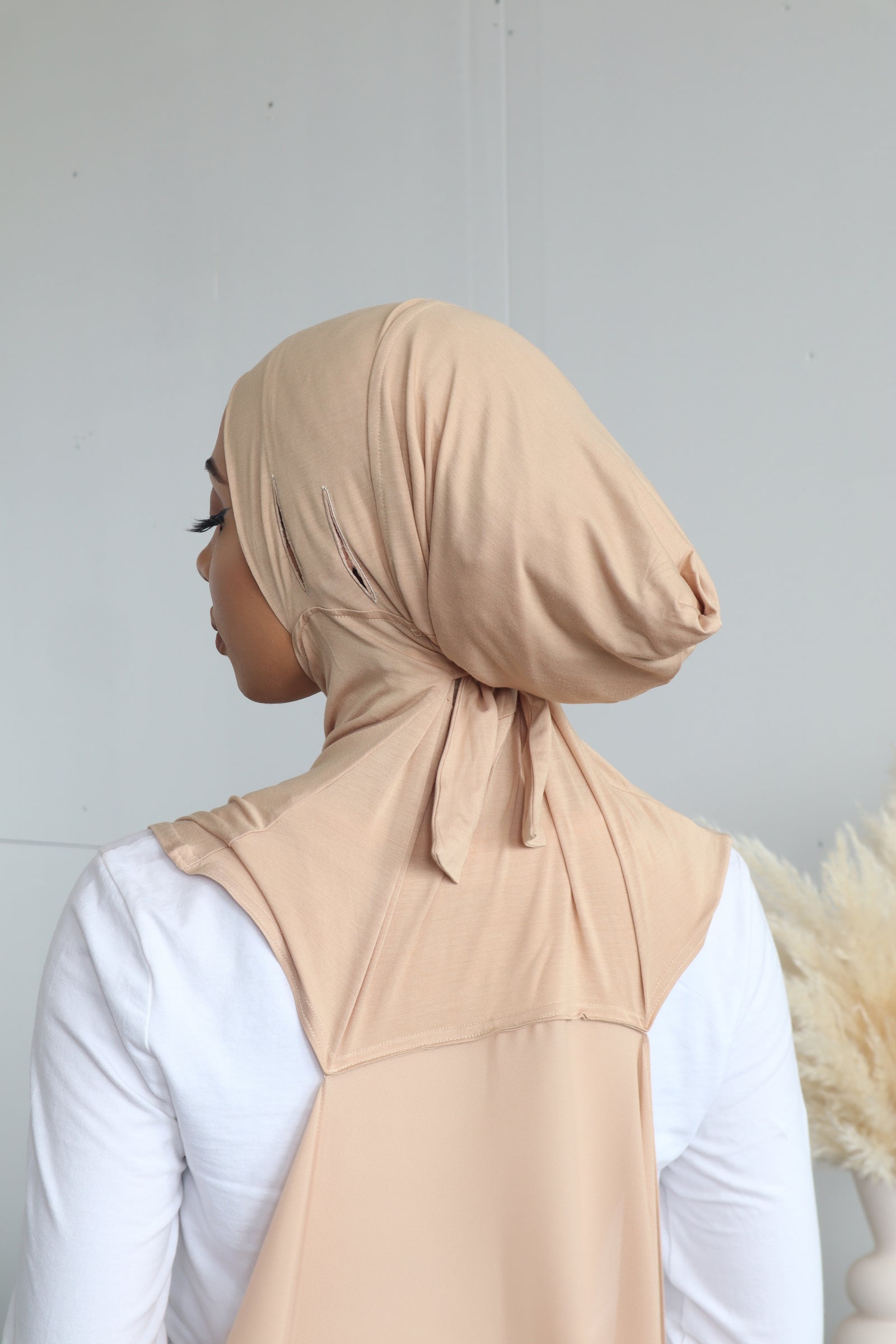 Ninja Instant Hijab - Beige – SARRABI LTD