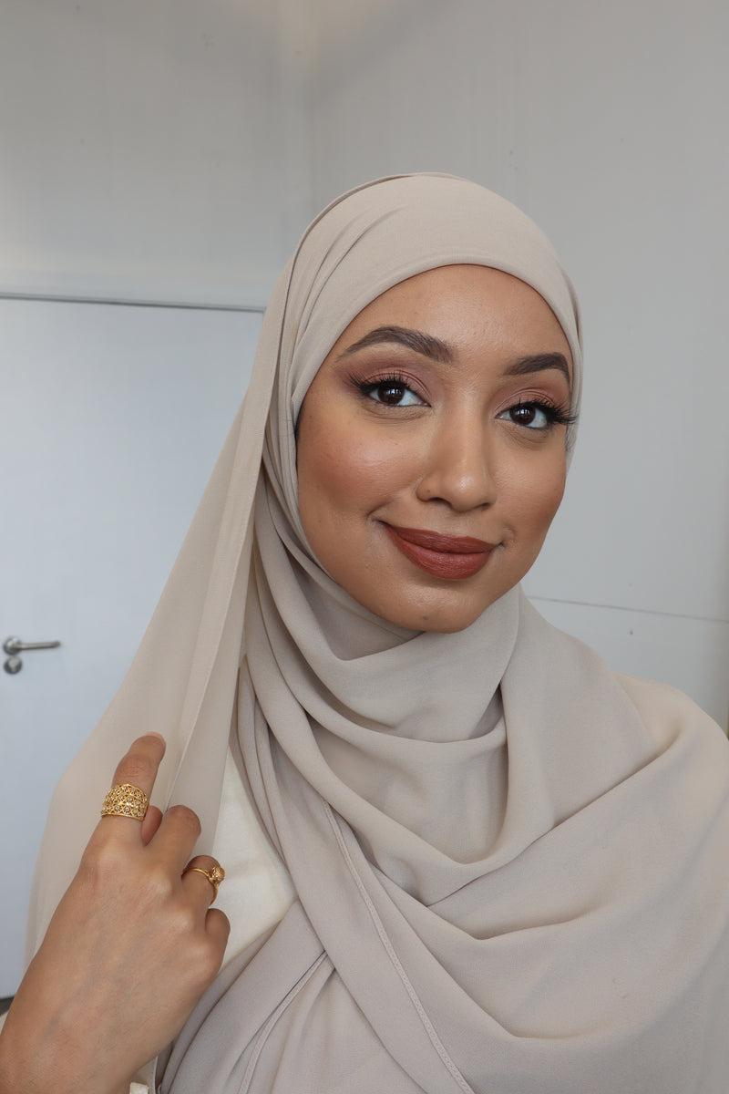 Classic Chiffon Instant Hijab - Latte